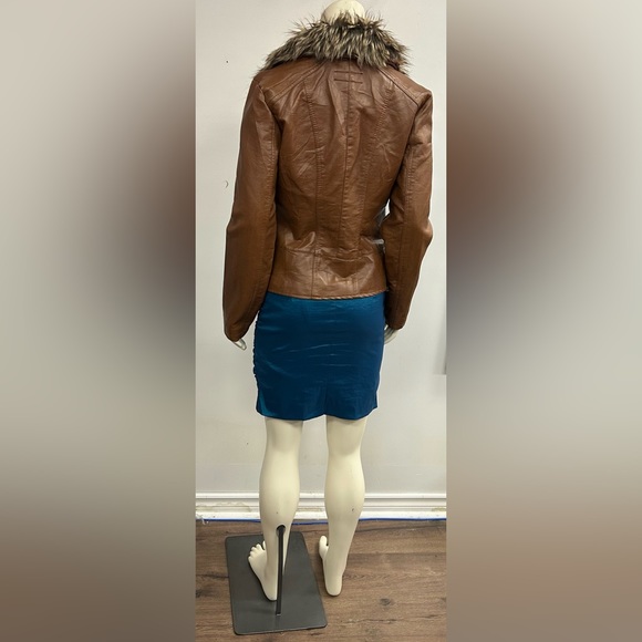NEW LOOK FAUX LEATHER BROWN JACKET WITH REMOVABLE FAUX FUR COLLAR - Picture 10 of 10